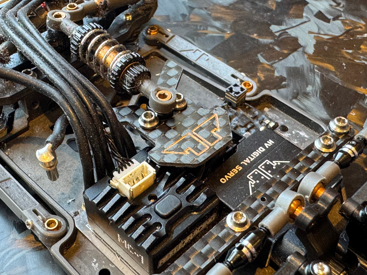 Bomb Racing Carbon Battery Holder for the Reflex RX28 G3