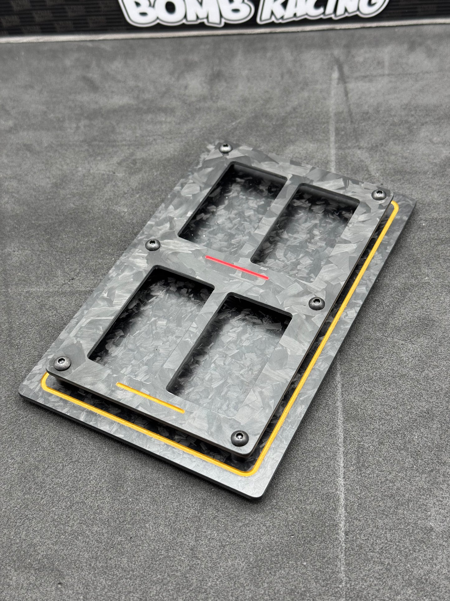 Forged Carbon Battery Station 4x 400mAh Reflex Batteries (available to custom order)