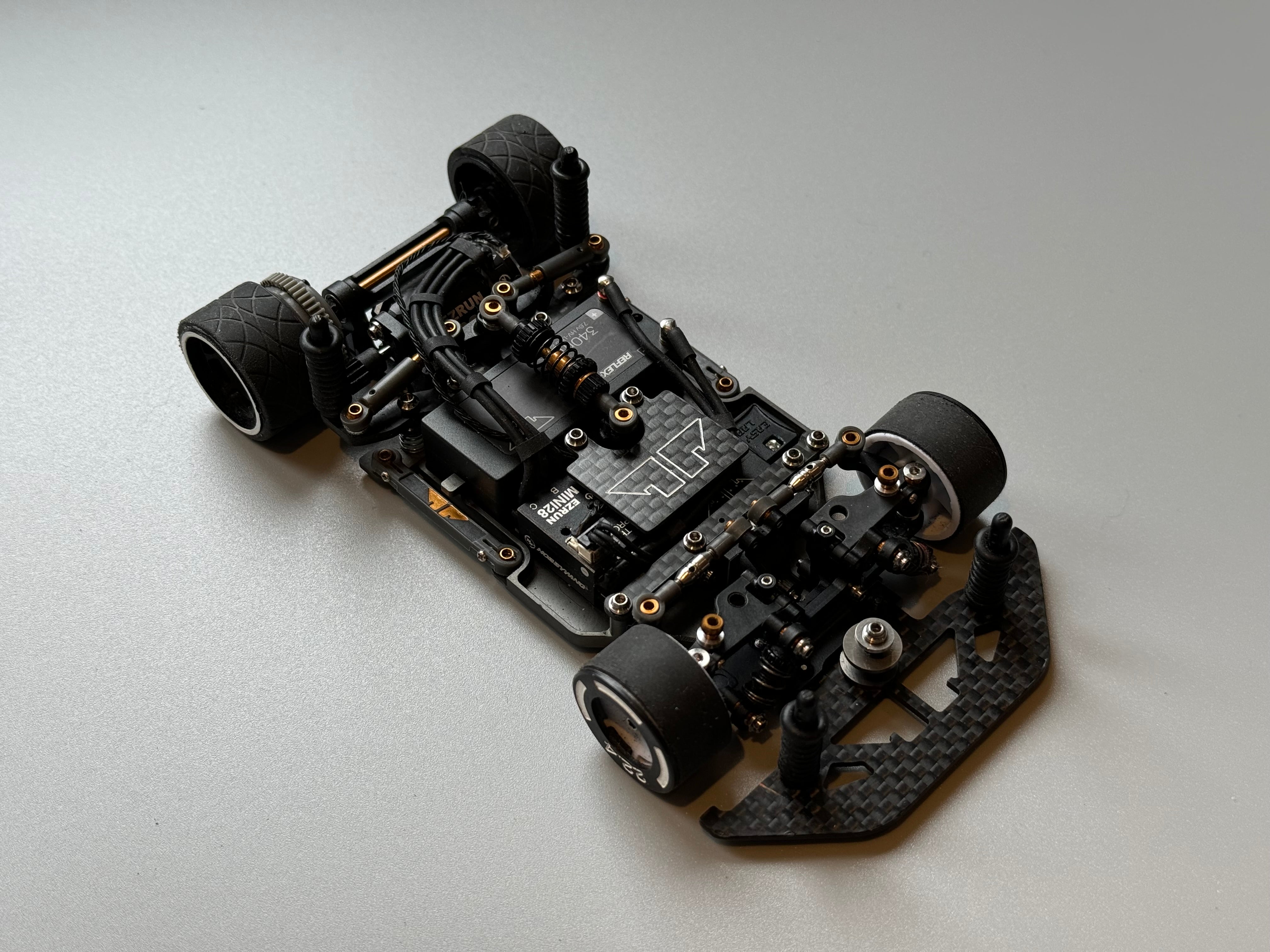 Carbon Top Deck for the Reflex RX28SE (medium size) – Bomb HQ