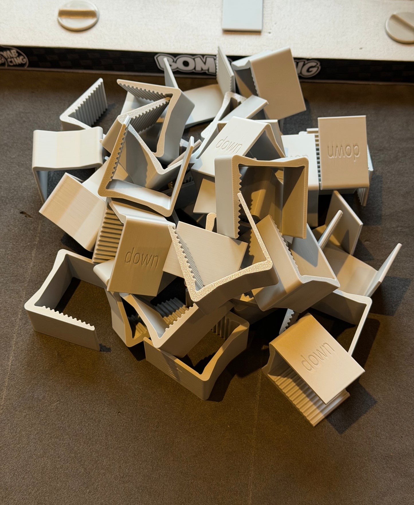 Bomb Racing Kyosho/RCP Rail Clips (6pcs)