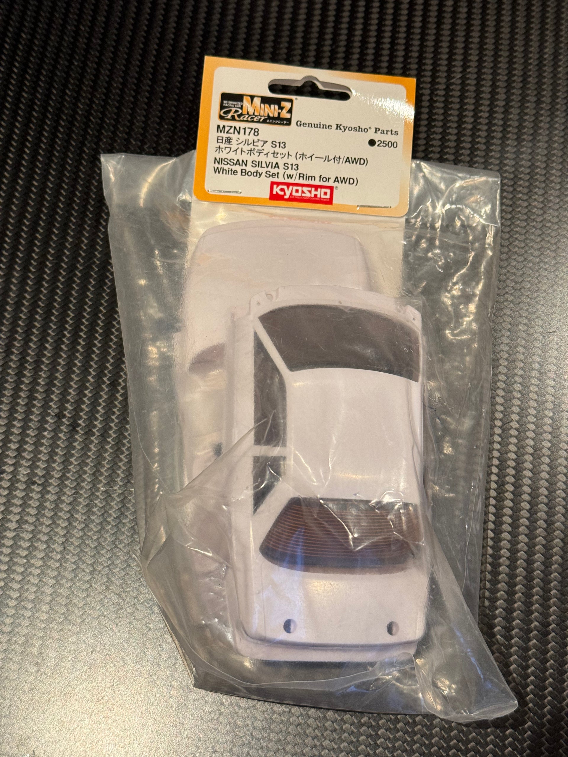 ミニッツ KYOSHO NISSAN Silvia S15 ホワイトボディセット KYOSHO Mini