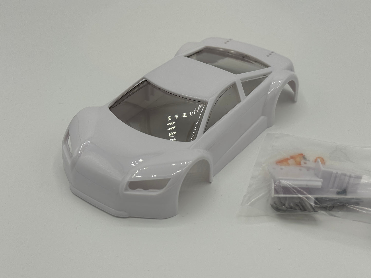 Jomurema GT01 body white