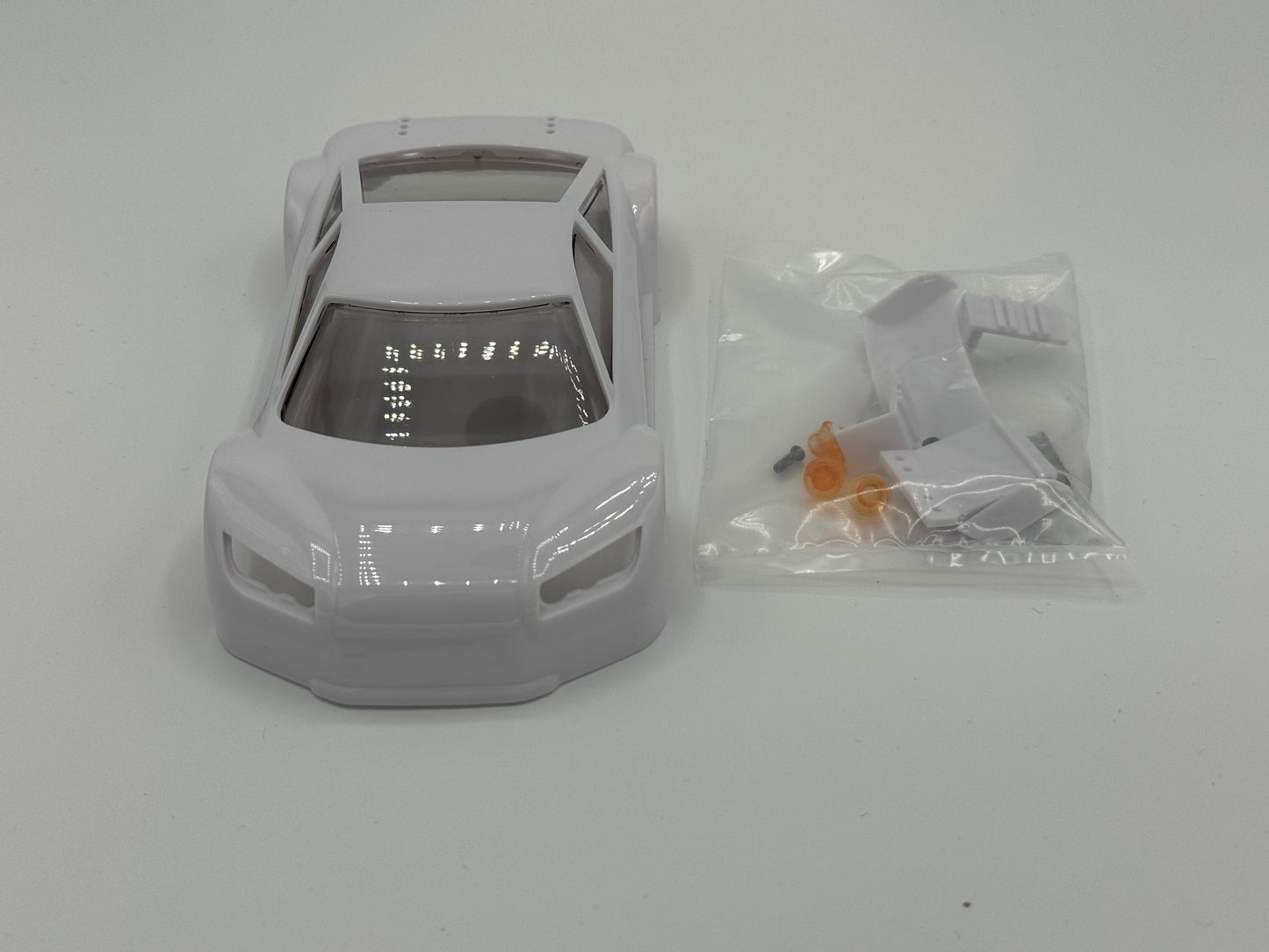 Jomurema GT01 body white